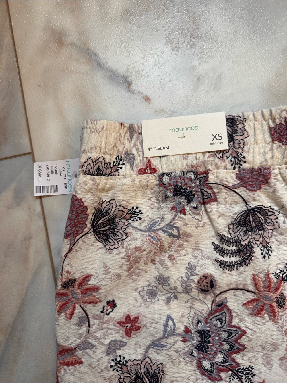 Maurices Floral Elastic Waist Shorts in Cream, Dusty Pink, Navy XS